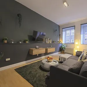 The Harbour 1 Apartment